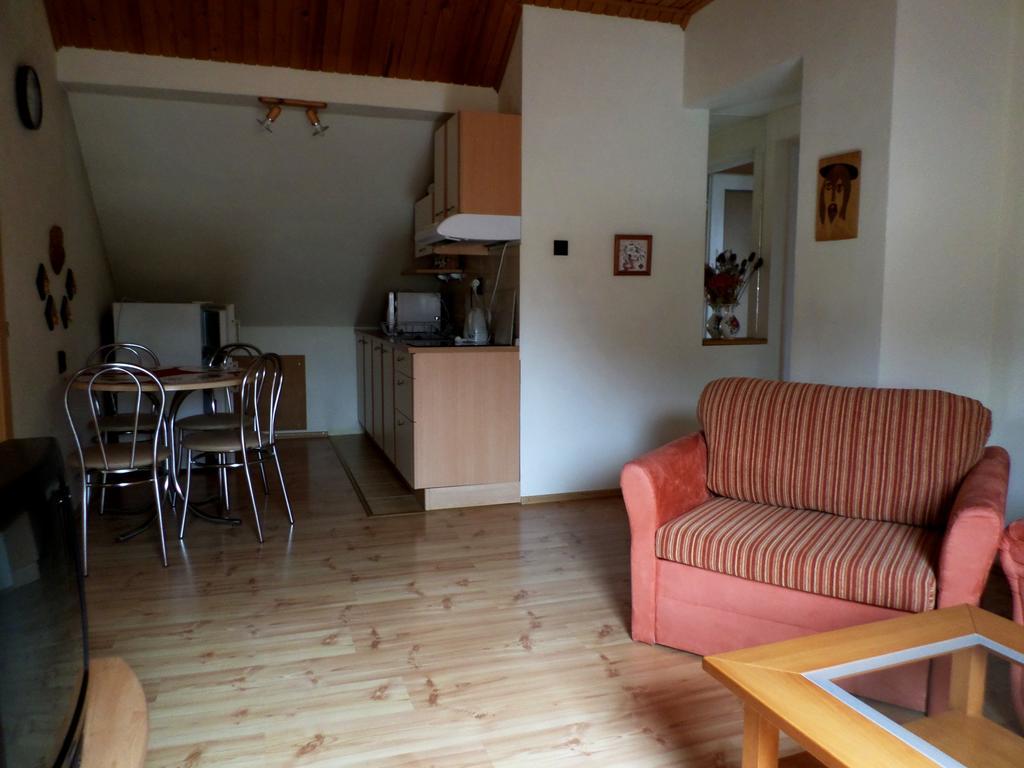 Apartmany Anna เบเชนยอวา ห้อง รูปภาพ